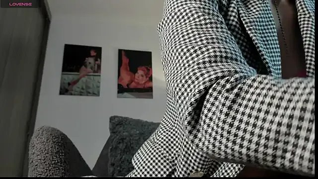 Alice_Barry on StripChat