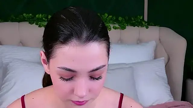 Alice_Deleon on StripChat