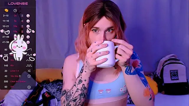 Alice_Hells — kiss you