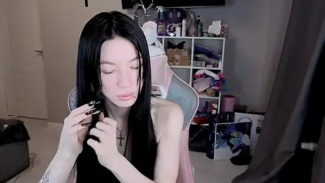 Aliceblush — sloppy dildo suck