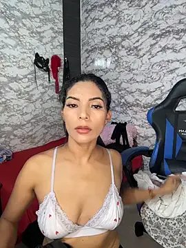 AlisSon__hot on StripChat