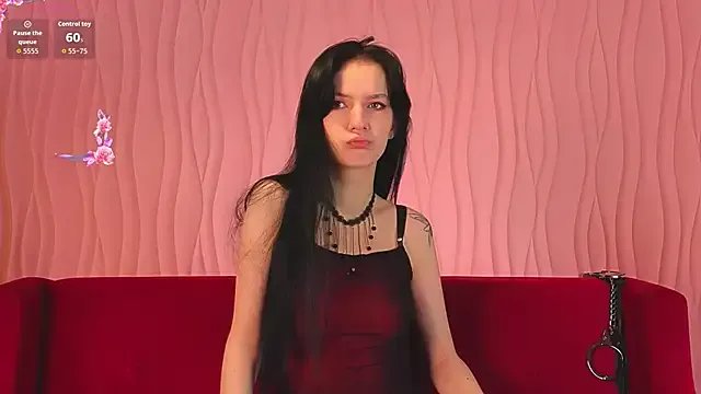 Alisssseee on StripChat