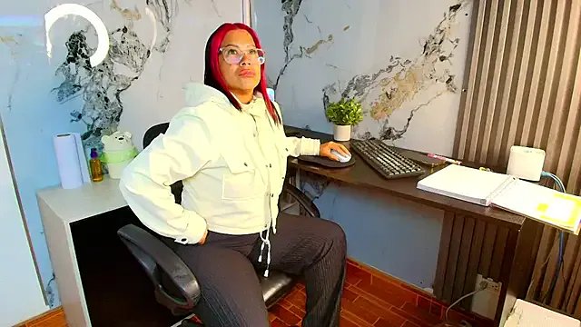 AlixLong on StripChat