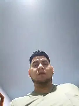 Alphacashmaster777 on StripChat