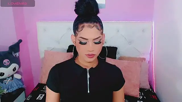 Amanda_bigx on StripChat