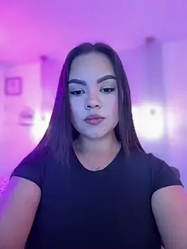 amber_white15 — fuck my pussy dildo + squirt  