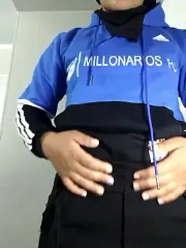 AmberGold- on StripChat