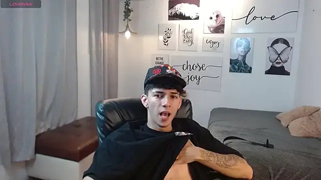 AmethystShadow17 on StripChat