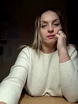 Ami_Foxy on StripChat