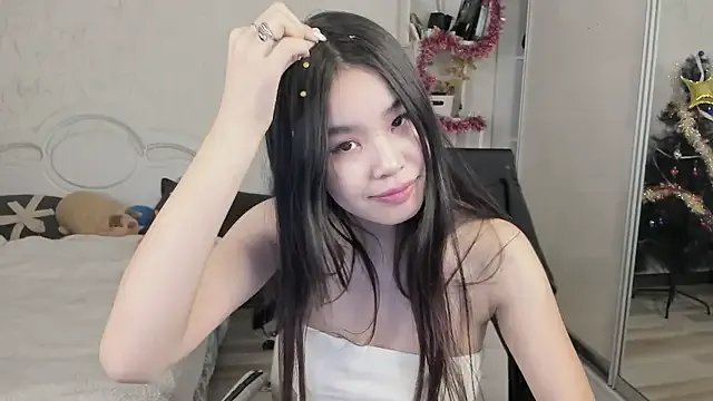 amiya_cute on StripChat