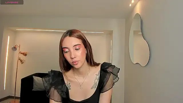 AnaisNin — Spank ass X5