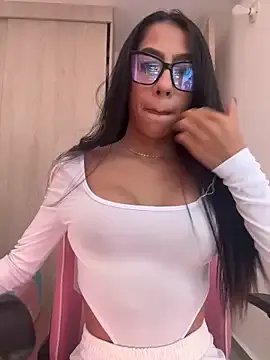 Anamhenao on StripChat