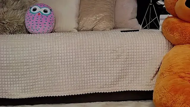 AnayseMaze on StripChat