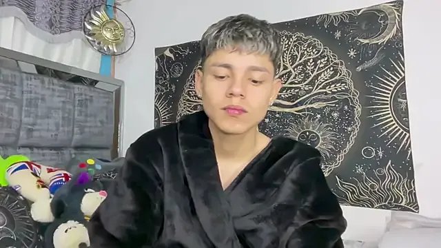 Andy_Belier23 on StripChat