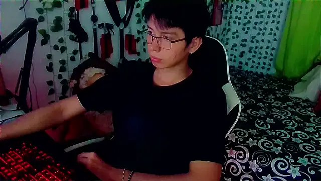 Andy_gray on StripChat