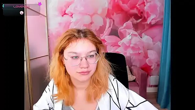 AngelinaLow's avatar