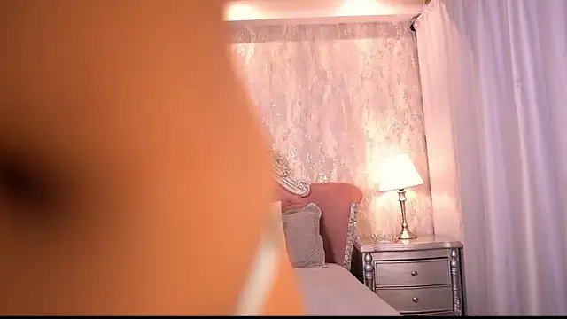 AngelineConnor on StripChat