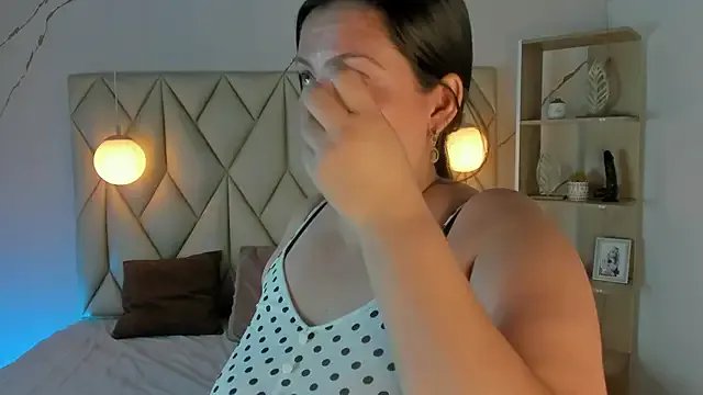 angelswets on StripChat