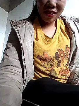 anna-can on StripChat