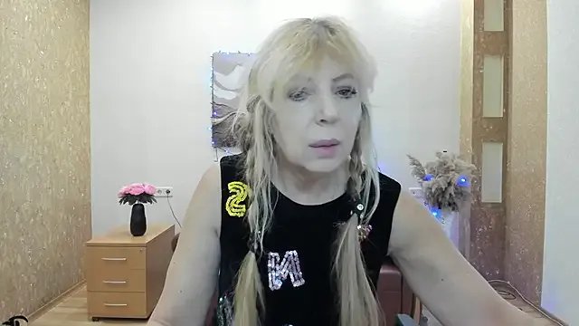 Anna_Diax on StripChat