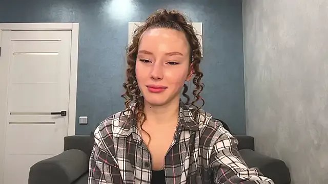 Anna_Kare — Stand up and show off my outfit