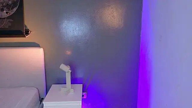 Annavic__ on StripChat