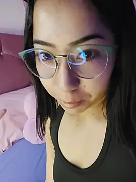 anni_ross on StripChat