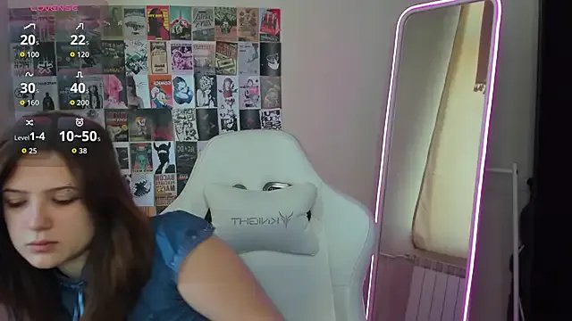 Anora_Miller on StripChat