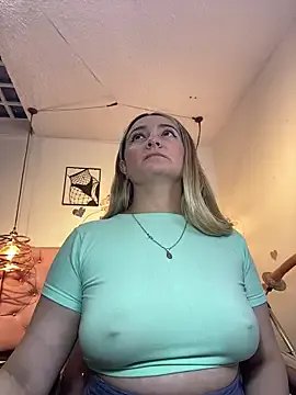 antonella87 on StripChat