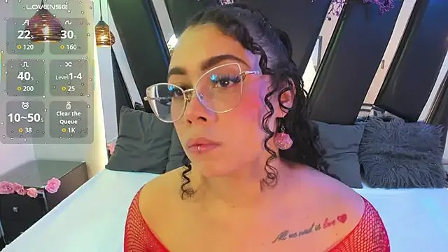 antonelllepiercee on StripChat