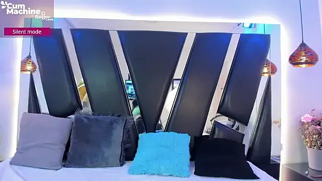 antonelllepiercee on StripChat