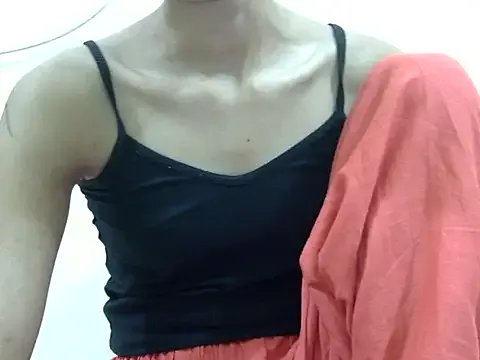 Anu_tiny on StripChat