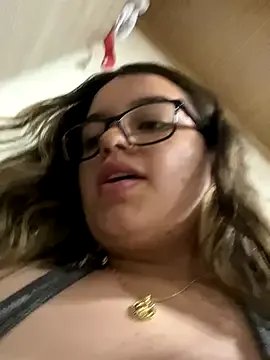 Aphrill on StripChat