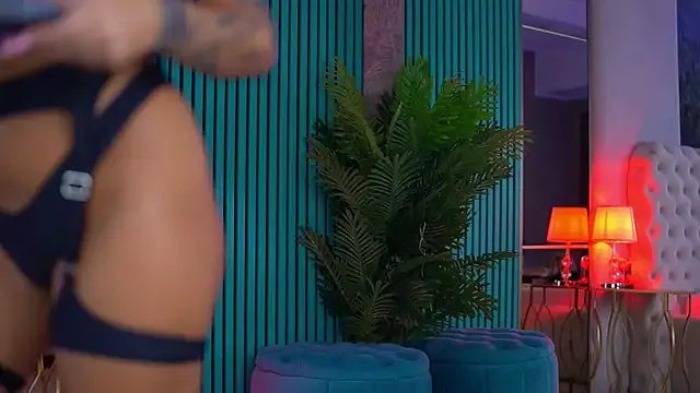 ArabellaPosh on StripChat