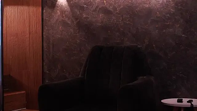 Ariaa_Isabell on StripChat