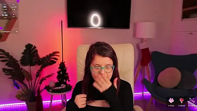 Ariell_Mini on StripChat