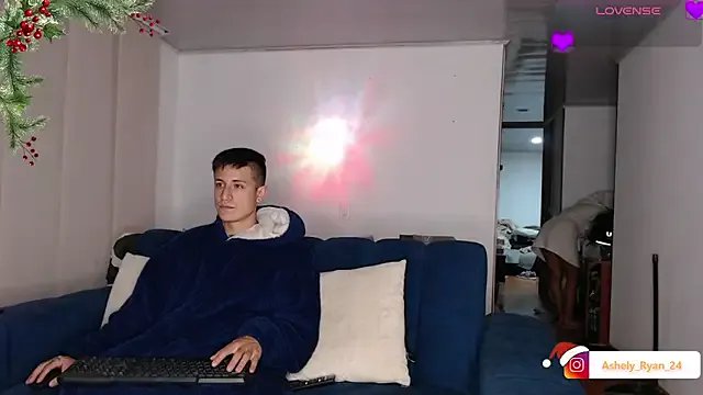 ashely_ryan24 on StripChat