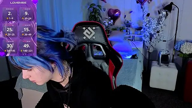 Ashley_Veil — show tummy and bra