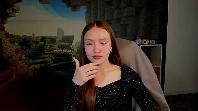 AshleyGlover — bare your shoulders