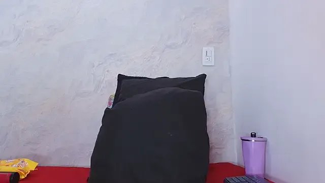 ashly_mr on StripChat