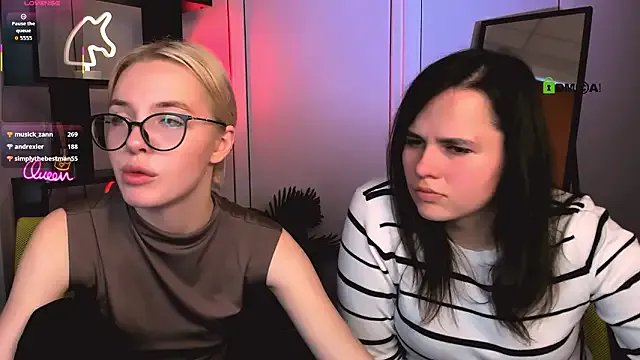 astra_opal on StripChat