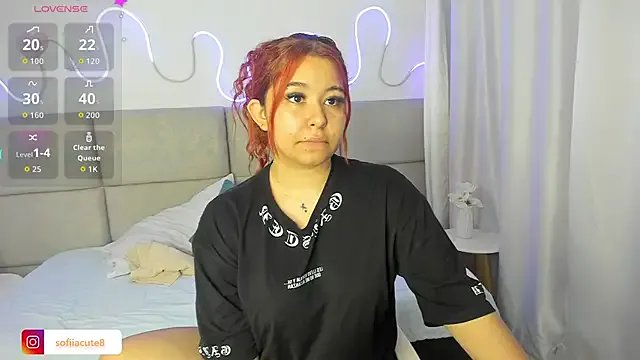 Atenea_cuteee on StripChat