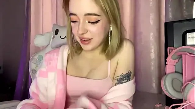 AToriaMuse — Naughty hand in panties