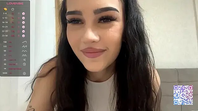 AuraJefcoat on StripChat