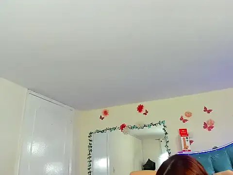 Aurora_sky9 on StripChat