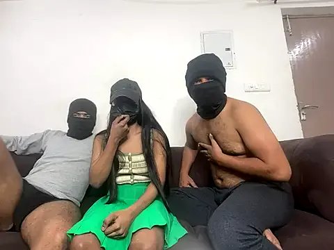 avnikaur on StripChat