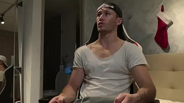 AxelFairchaild on StripChat