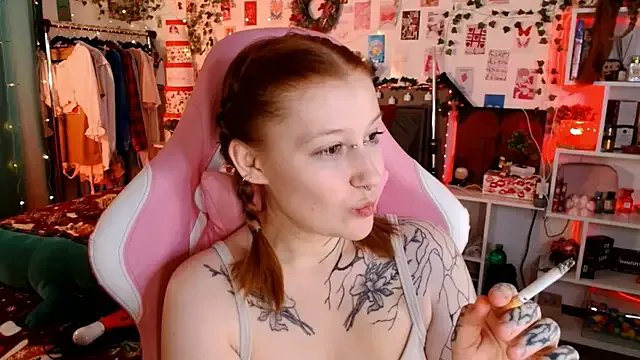 Ayla_Hicks on StripChat