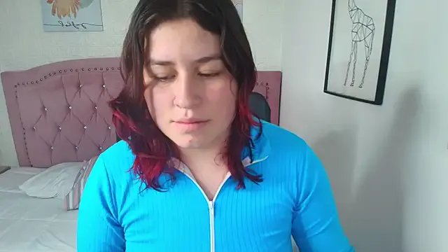 azul_veraa on StripChat