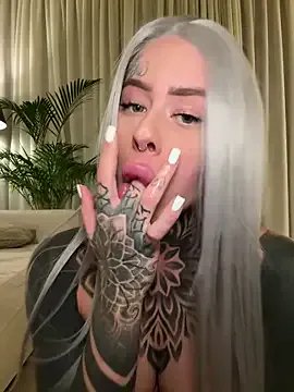 bambixboo on StripChat